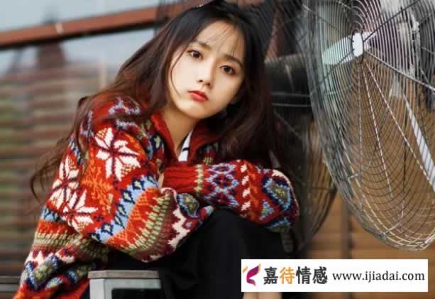 异性相处,女人有些地方“不主动”,反而让男人更爱你_情感