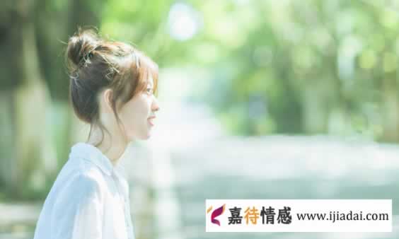女生说“我想你”，与干巴巴的“我也想你”比，换个花样更撩心_情感