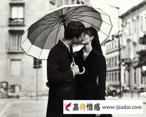 男人到中年，为什么不愿意亲吻妻子？三个男人说出了心里话_情感