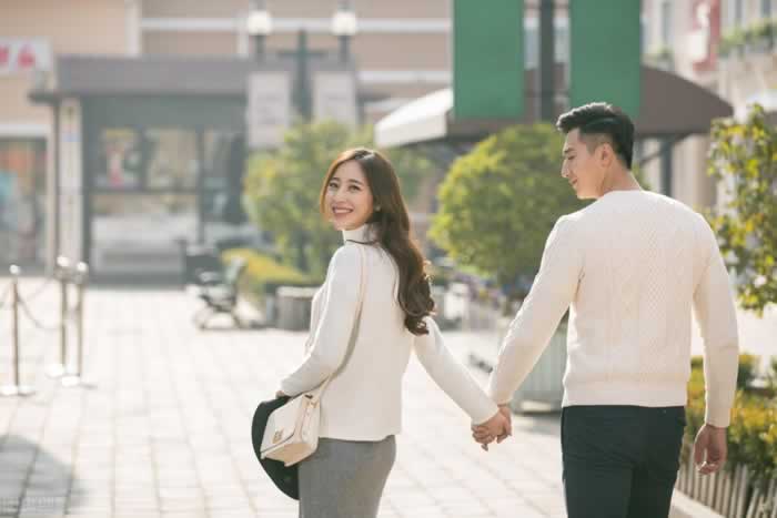出轨的男人都是什么心理？原配要懂得抓住出轨男的想法，击退小三_情感