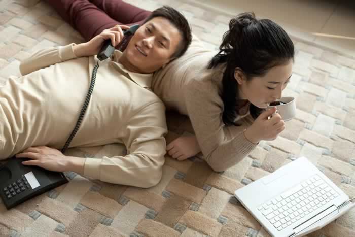 小三跟原配和平相处三年，小三想生子上位，原配如何进行反击？_情感