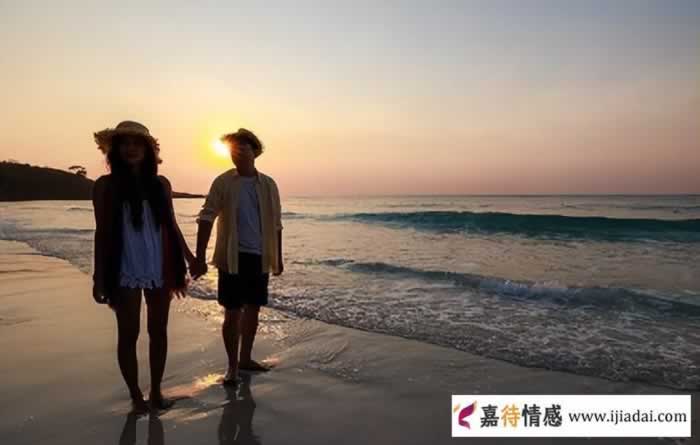 婚姻当儿戏？男人冷眼旁观，任由感情破碎却无动于衷_情感