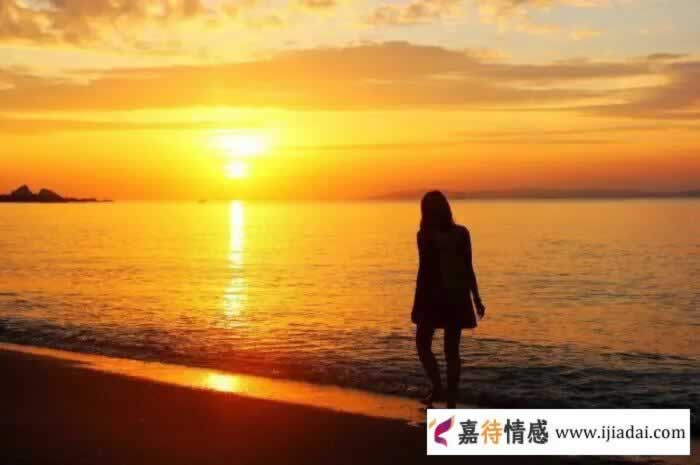别再抱怨老公不听你的话了，先试着摘掉“有色眼镜”吧_情感