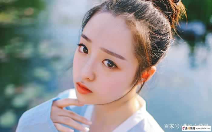 女人回复消息很慢怎么办？教你三招_情感