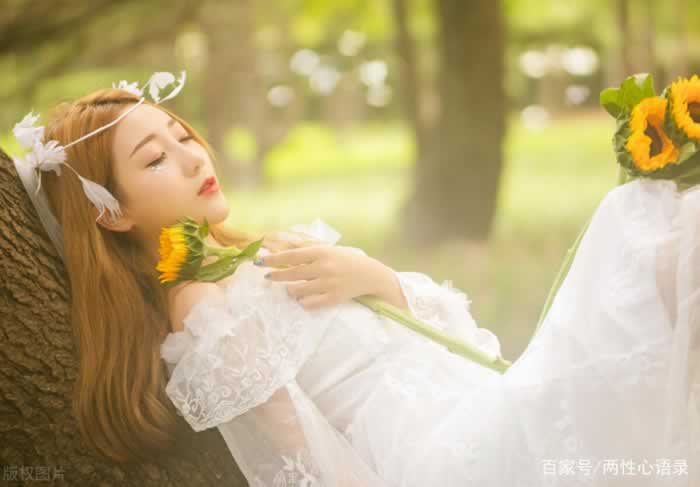 怎样提升幽默感，成为女人喜欢的有趣男人？_情感