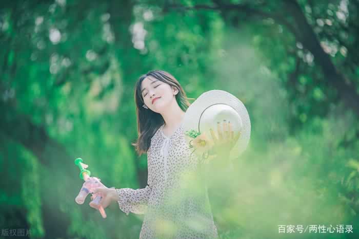 喜欢的女人愿意让你接近时，男人该如何追到她？_情感