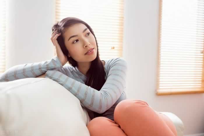 为什么有的女人愿意和你聊天，但一直约不出来？解析女人心理_情感