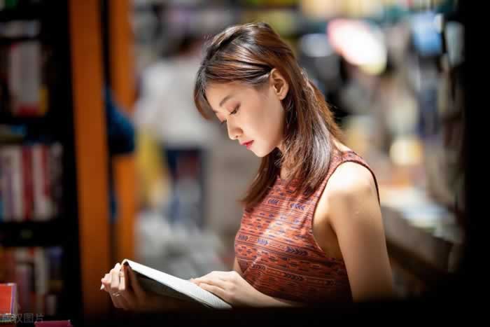 追女人时，需要避免的6个错误追求方式_情感