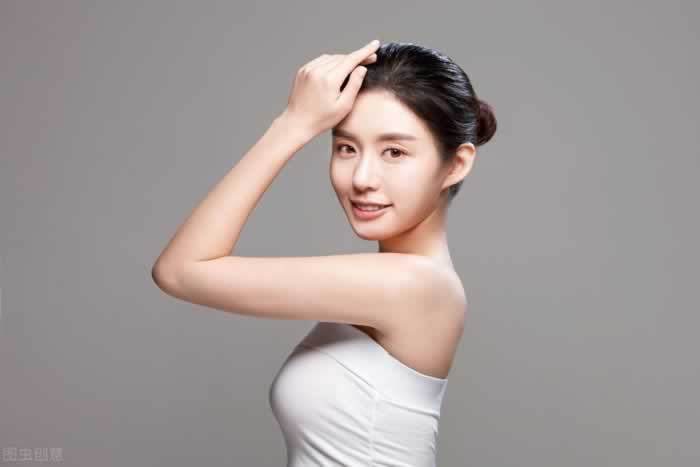 从不主动的女人，男人还要继续追吗？_情感