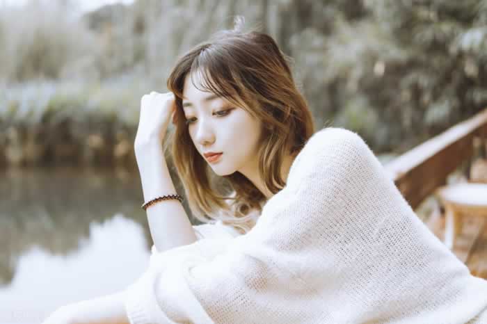 从不主动的女人，男人还要继续追吗？_情感