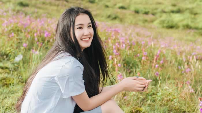 女人层次越低，越会有这三种表现！_情感