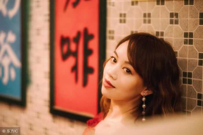 婚后，该不该继续和父母住一起？_情感