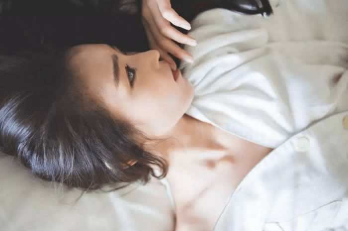 20多岁的她，嫁给41岁的大叔，会很幸福吗？_情感