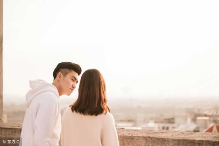 感情里，男人在乎的不是女人的美貌，而是这四样东西_情感