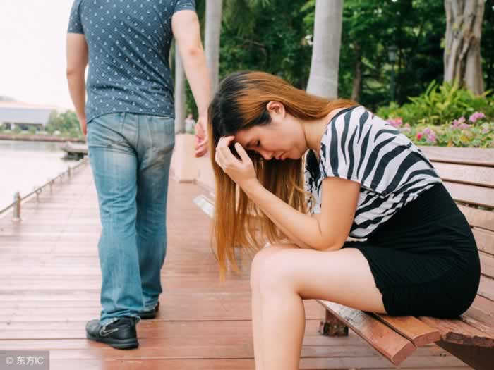 男人这三个行为，最让女人寒心，特别是第二种_情感