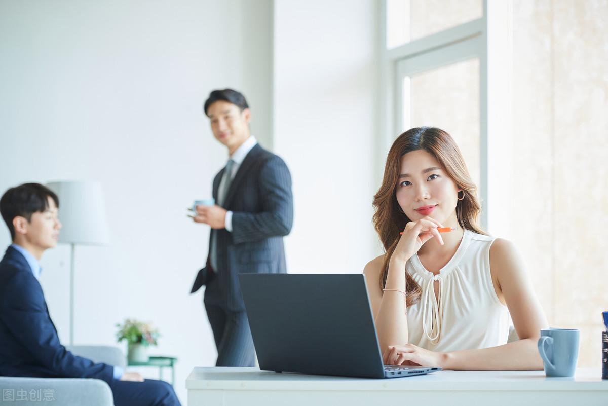 追求喜欢的人不会聊？资深情感老师3招教你“鬼话连篇”_情感