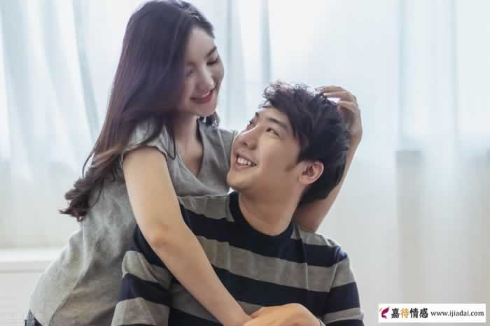 为什么主动的女生更受男人喜欢？_情感