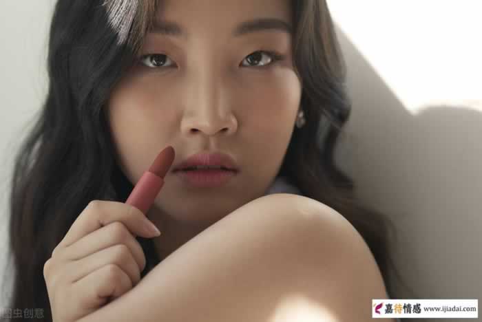男性心态：出轨了，却不愿意离婚，是为什么？_情感