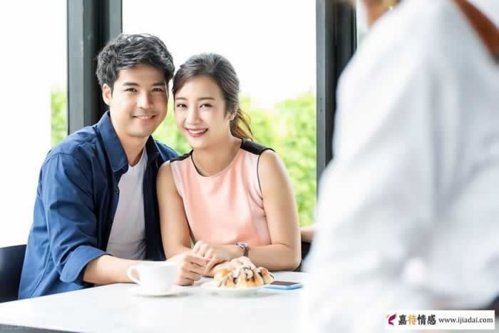 女人结婚后，真的可以忘记前任吗？_情感