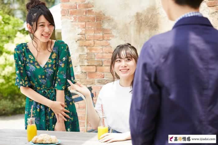 用这3种方式和你聊天的人，一定很爱你_情感