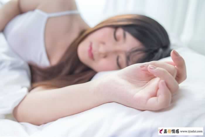 女人过60岁以后，对男人还有想法吗？_情感