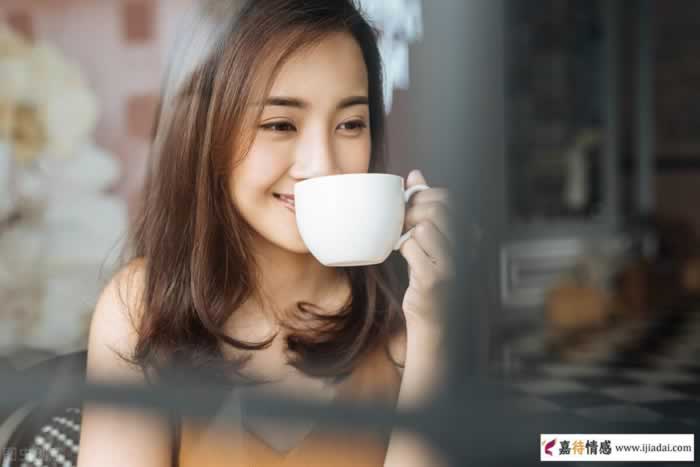 如何追一个对你爱理不理的女人？_情感