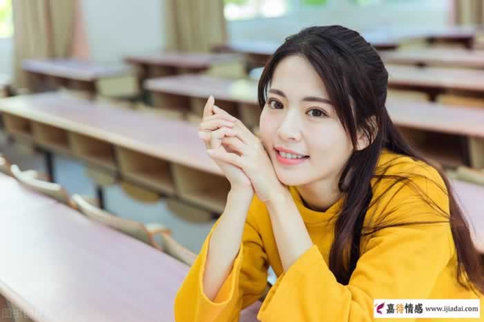女人到了中年，缺爱和缺钱哪个更可怕？_情感