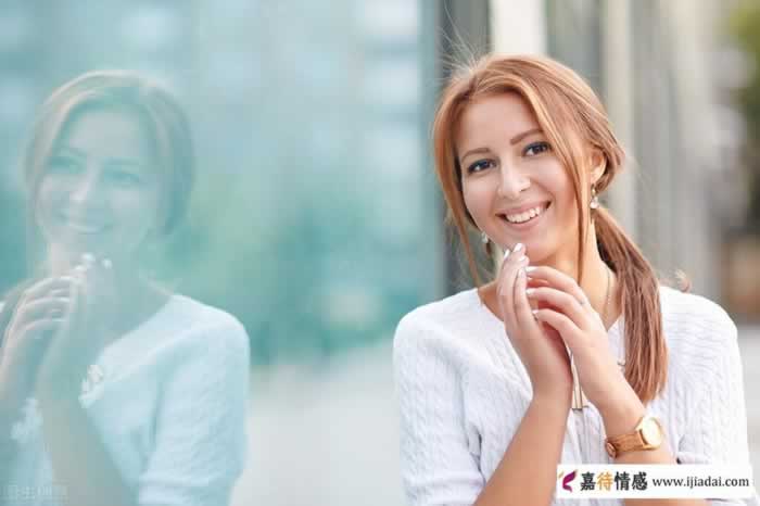 四十岁以后，女人的魅力，就不再是长得好看了_情感