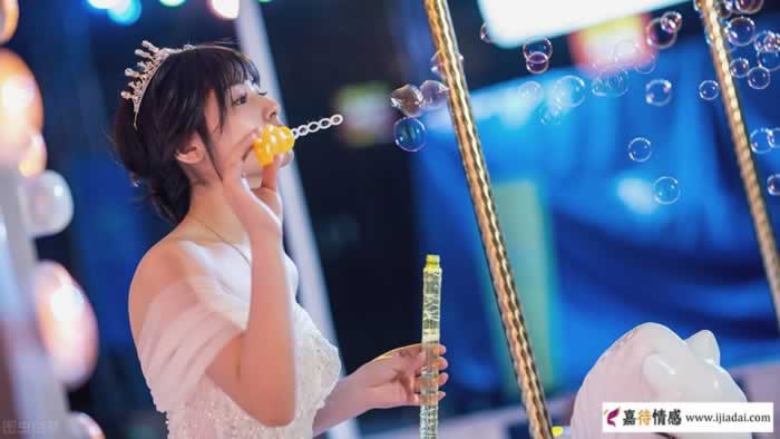 夫妻到中年，男人远离妻子的2个原因，这才是真相_情感