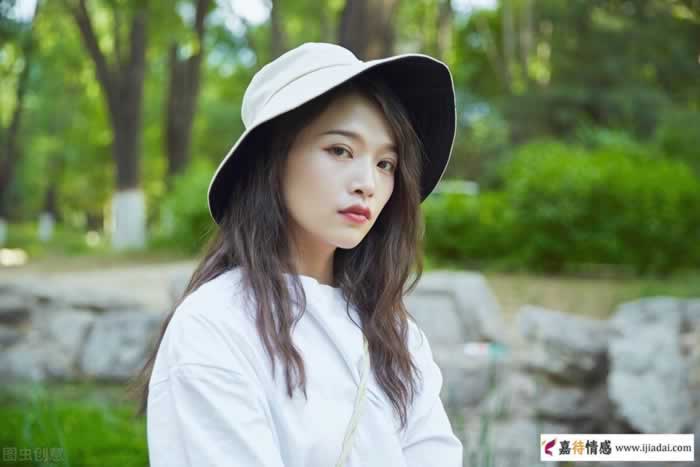 恋爱中的“低位者”，很容易面临这2种感情风险_情感