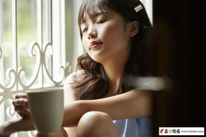 酷似“扫把星”的2种女人，不如早散伙为好_情感