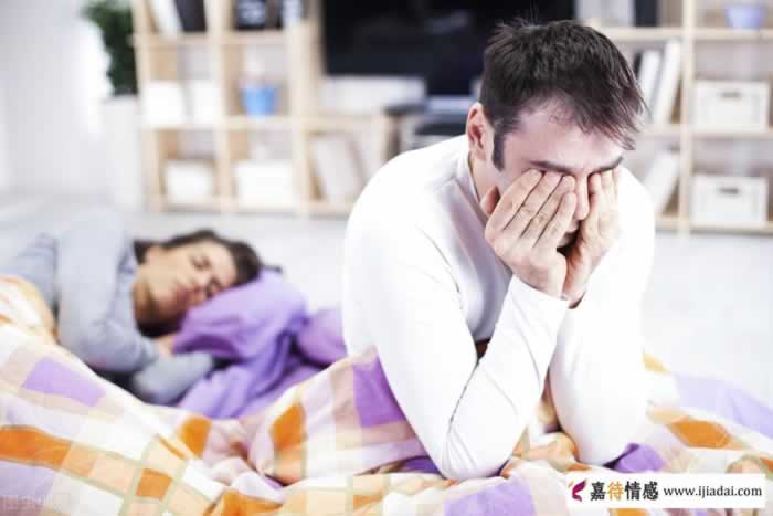 女人为男人做的“奇葩”事，一个比一个傻_情感