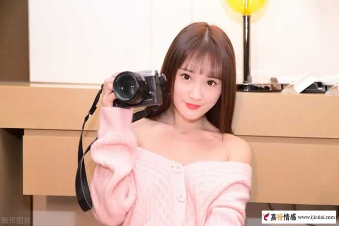 恋爱中的男女，谁占主导地位？要看这两点_情感