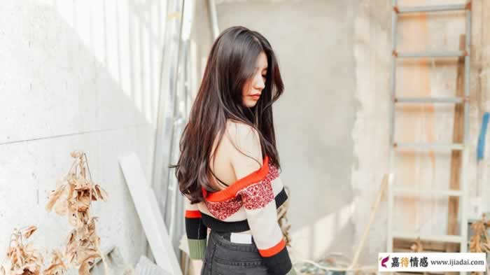 恋爱中的男女，谁占主导地位？要看这两点_情感