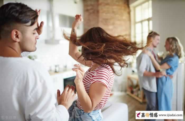初次约会不冷场，这2个话题“妙不可言”_情感