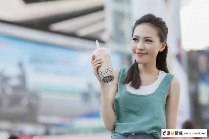 男女之间相爱，谁都不要去讨好谁_情感
