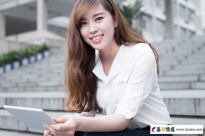 女人叫你“哥”，多半是在告诉你这2个意思_情感