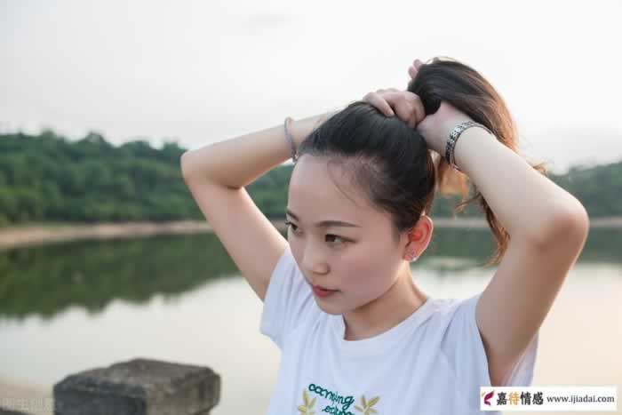 哪种女人，你不联系，她就不主动？_情感