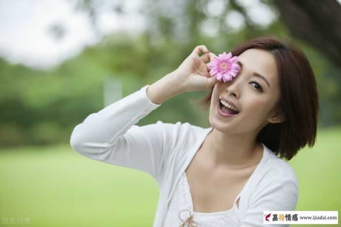 想让女人离不开你，做到这2点就够了_情感