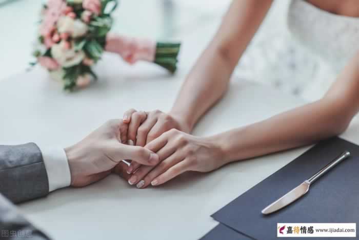 无论是夫妻，还是情人，男人下意识3个生理反应，说明爱你很深_情感