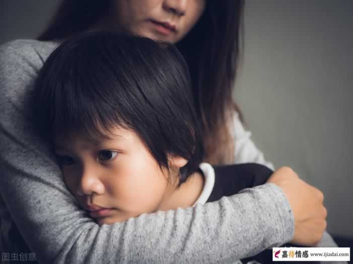 容易情绪失控的女人，和这三件事有莫大关系_情感
