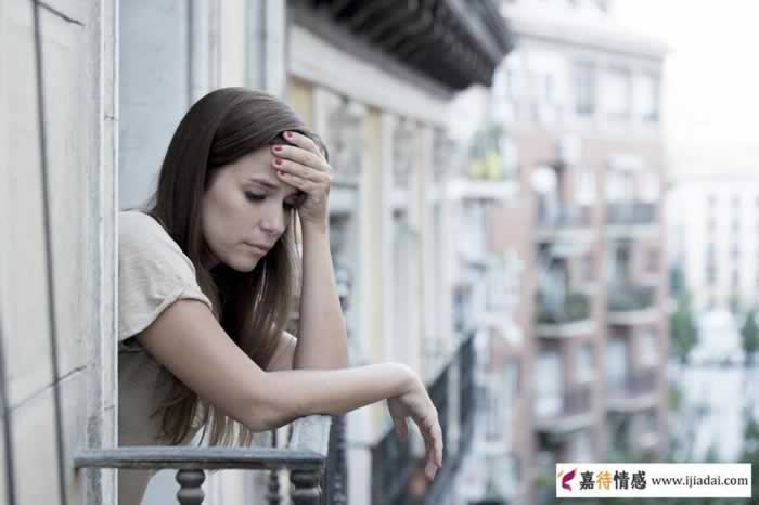 怎样判断一个女人是否单身？_情感