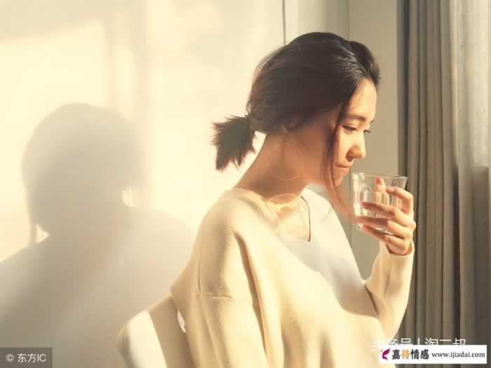娶了会后悔，女人的蠢表现在哪些方面？_情感