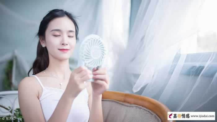 离婚对女人的三大影响，都表现哪方面？_情感