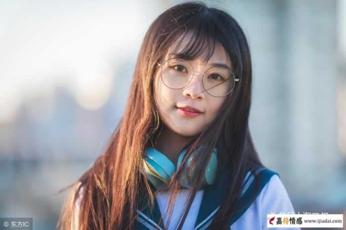 女人的这些动作男人最受不了！_情感