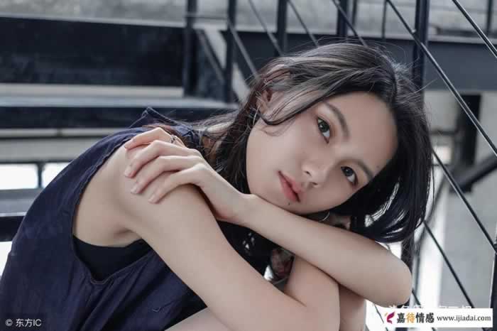 一个女人好不好色，会有哪方面的表现？_情感