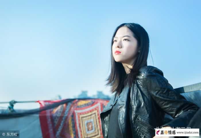 男人该如对待家中的糟糠之妻，这回答你满意吗？_情感