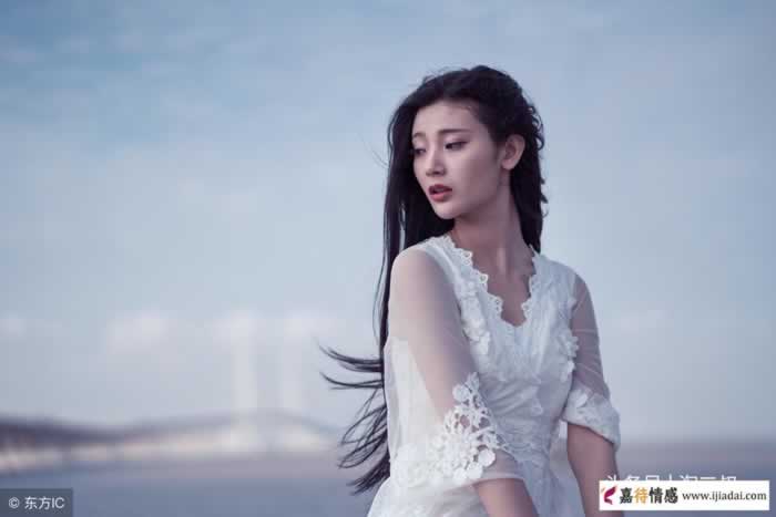女人变坏了，就真的会有钱吗？_情感