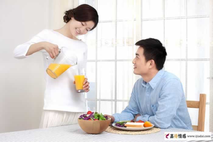 中年男人撩中年女人：换种称呼更能让女人喜欢_情感
