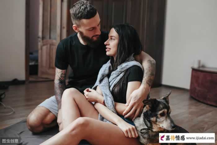 男人的这些不规矩行为很多女人喜欢，特别是中年女人_情感